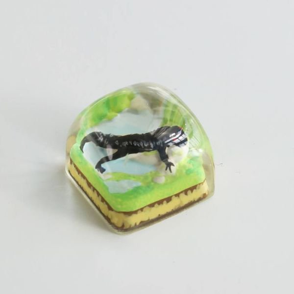 Salamander Habitat Artisan Keycap For Your Cute Keyboards (Green Edition)